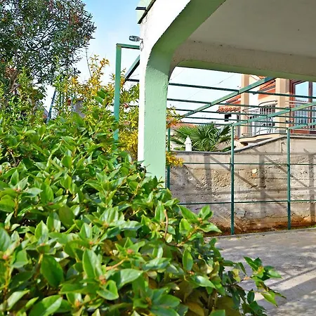 Nada Apartament Vodice
